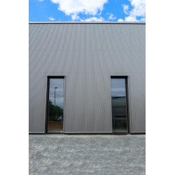 Bardage architectural Brise H 10mm x L 377 - 406 mm 25µ