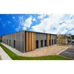 Bardage architectural Brise Vario2 H 42mm x L 750mm 25µ