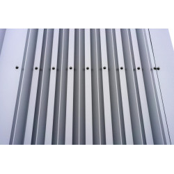 Bardage architectural Brise Vario3 H 42mm x L 750mm 25µ